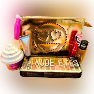 NEW Cosmetic Items with Makeup Bag